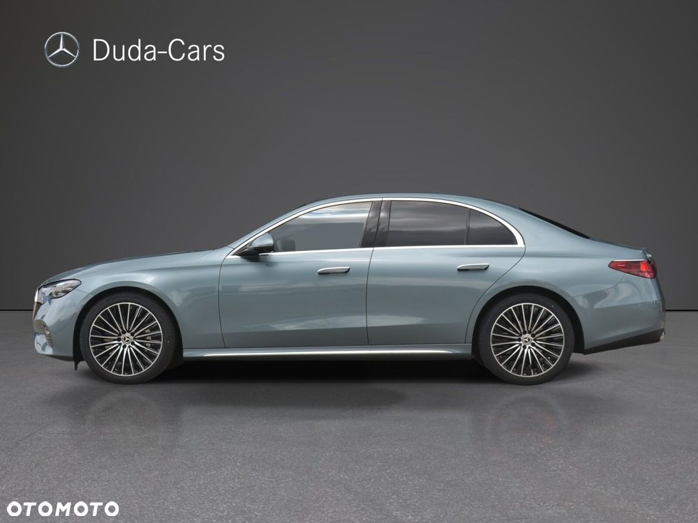 Mercedes-Benz Klasa E 200 mHEV 4-Matic Exclusive 9G-Tronic - 4