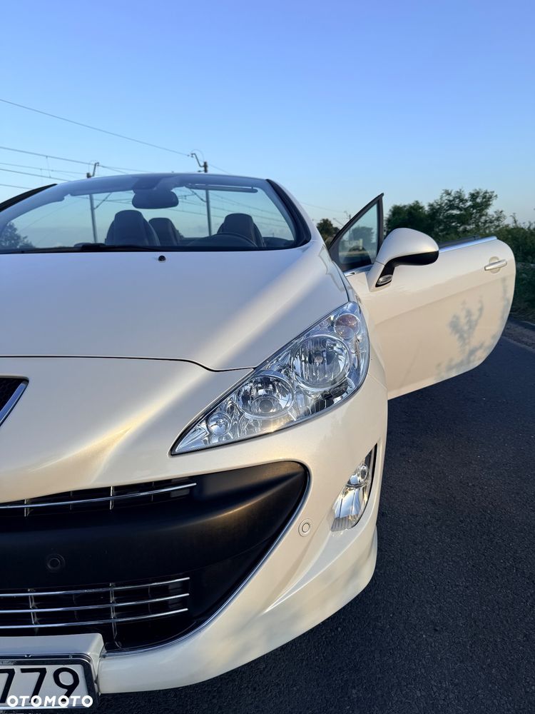 Peugeot 308 CC - 2