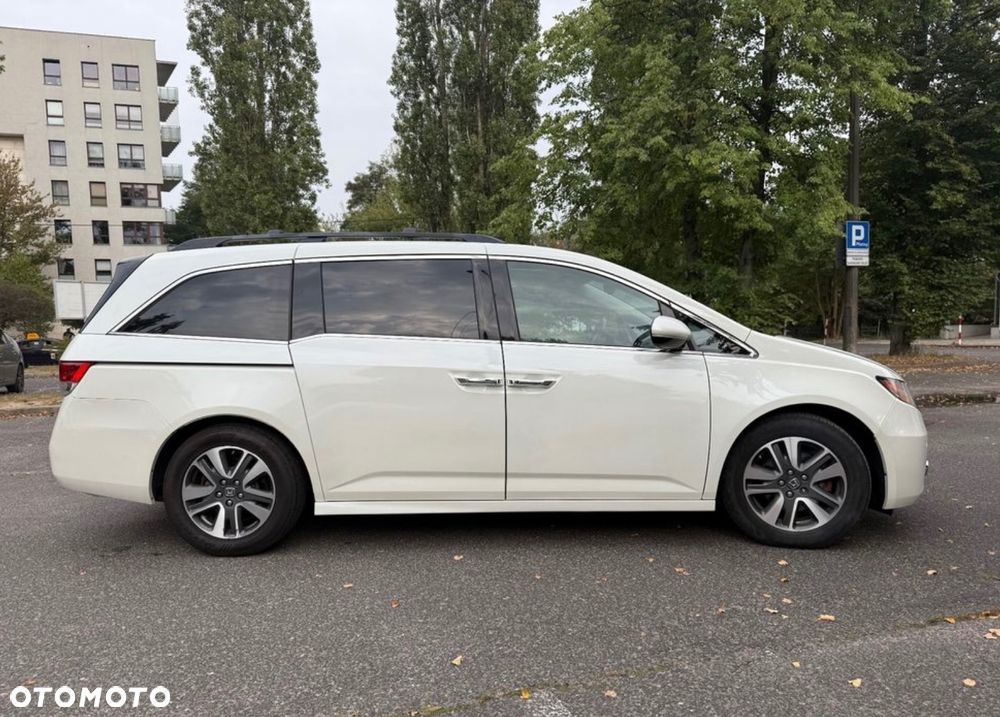 Honda Odyssey 3.5 LX - 6
