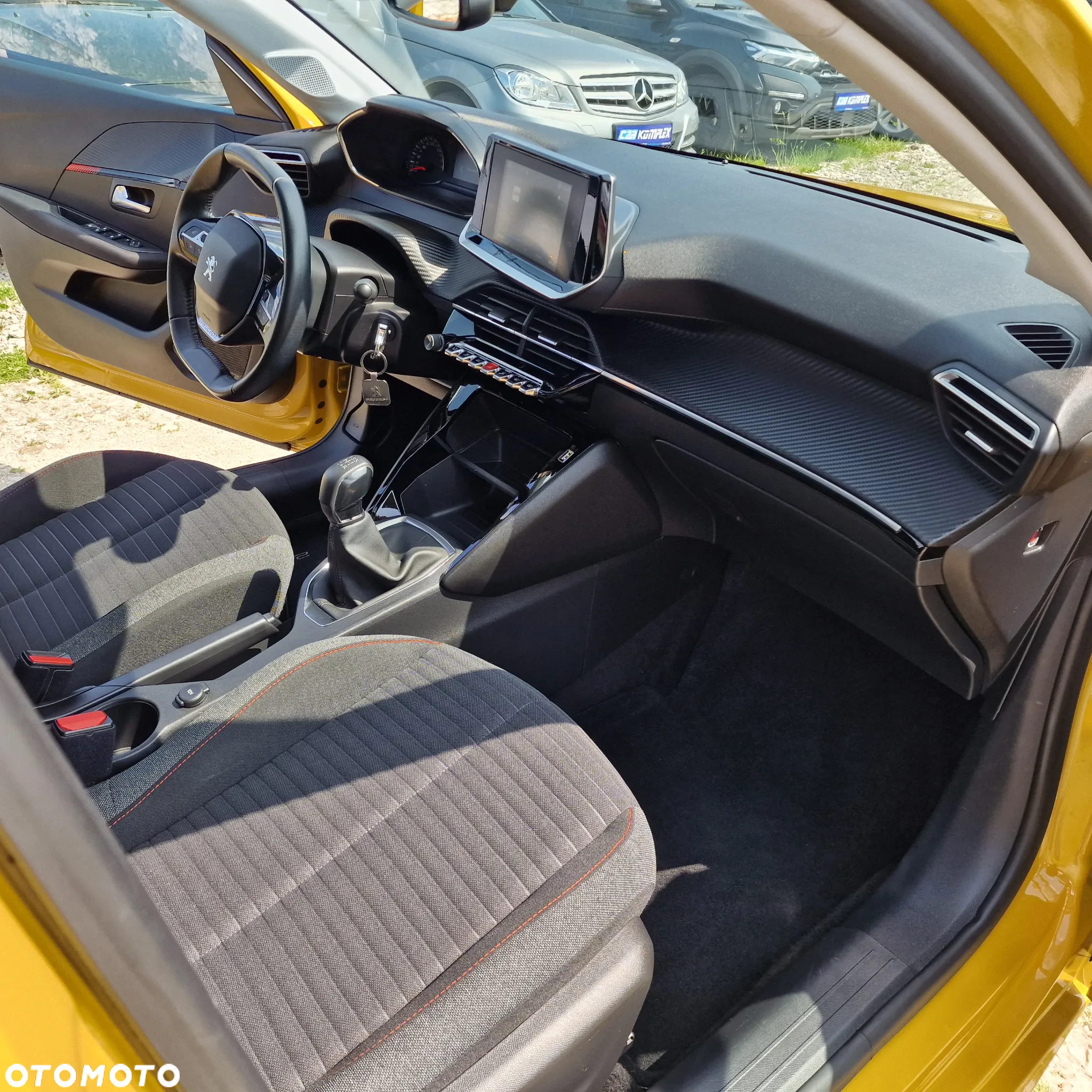 Peugeot 208 1.2 PureTech Allure S&S - 14