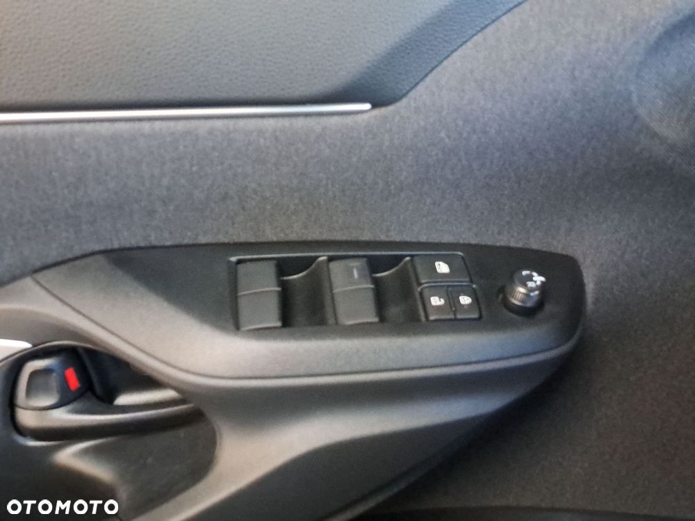 Toyota Yaris Cross Hybrid 1.5 Comfort - 23