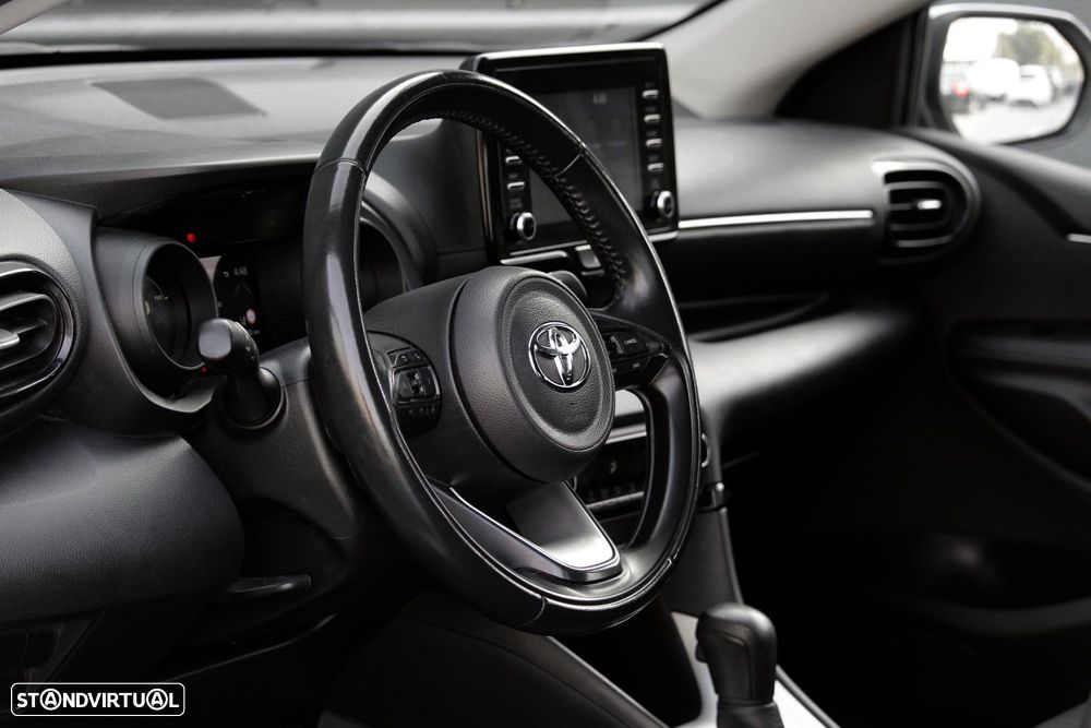 Toyota Yaris 1.5 HDF Comfort - 12