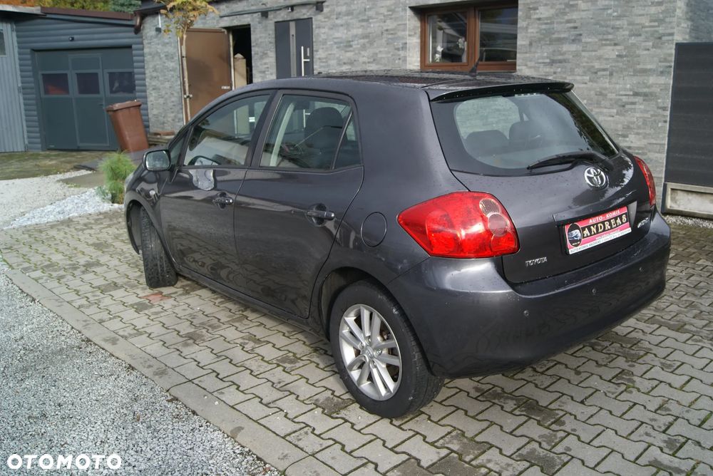 Toyota Auris 1.4 VVT-i - 3