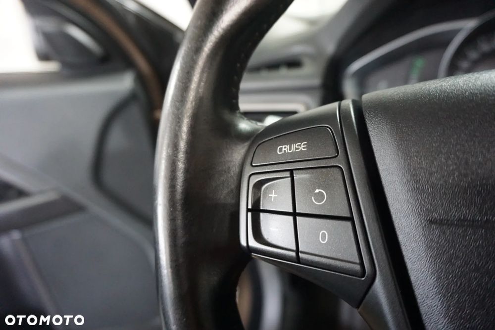 Volvo XC 70 D4 Geartronic Kinetic - 32