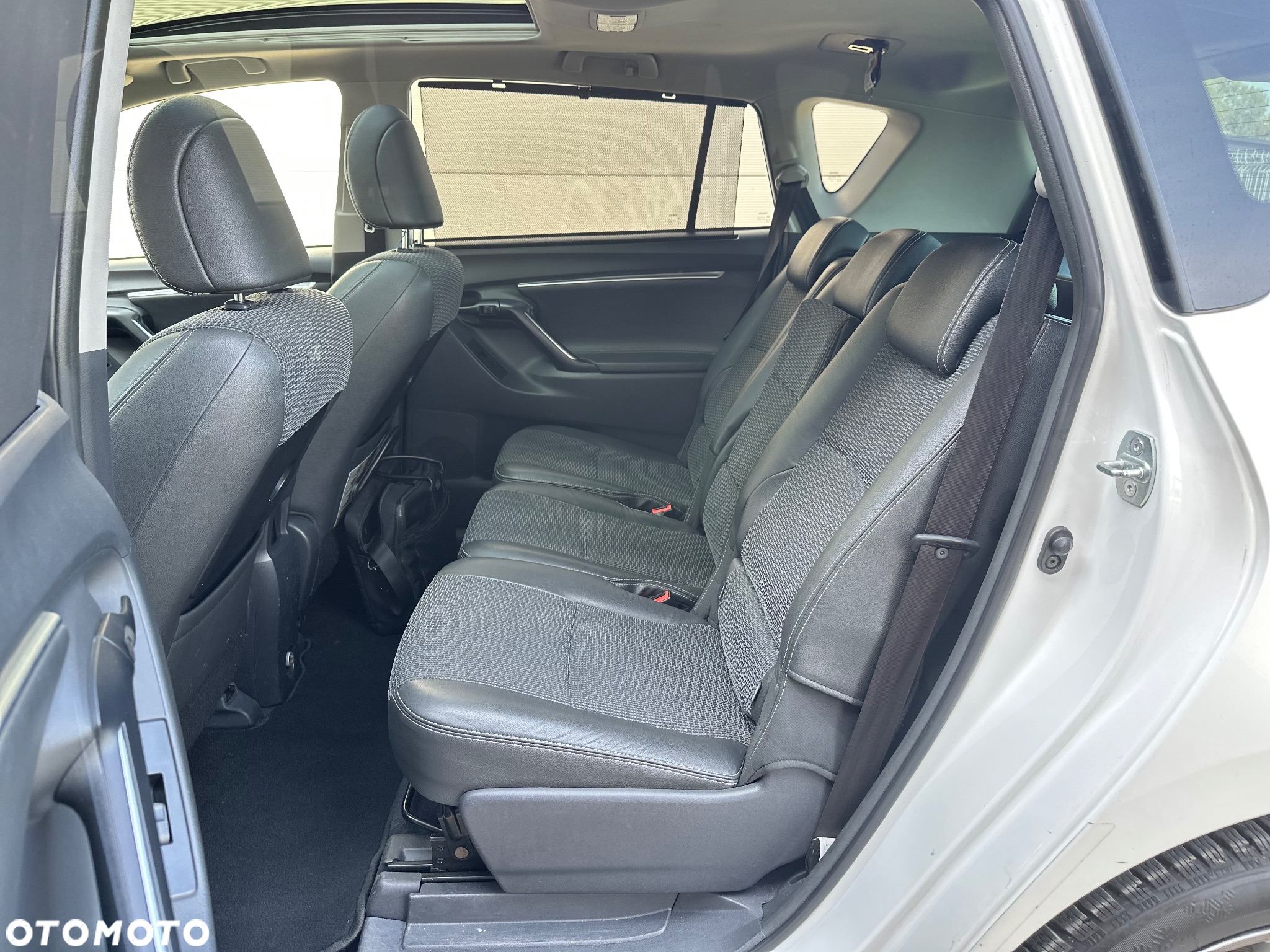 Toyota Verso 1.8 Premium 7os EU6 - 28
