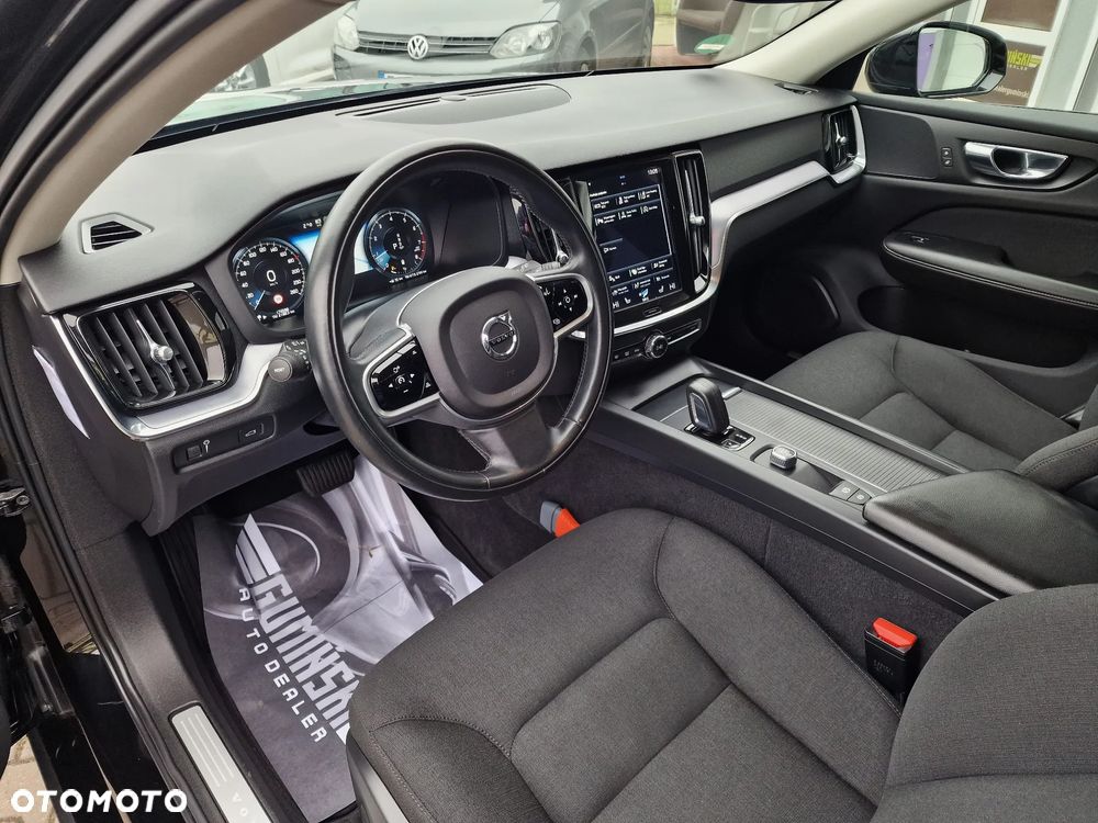Volvo V60 B3 B Geartronic Momentum Pro - 19