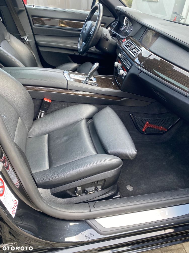 BMW Seria 7 ver-activehybrid - 12