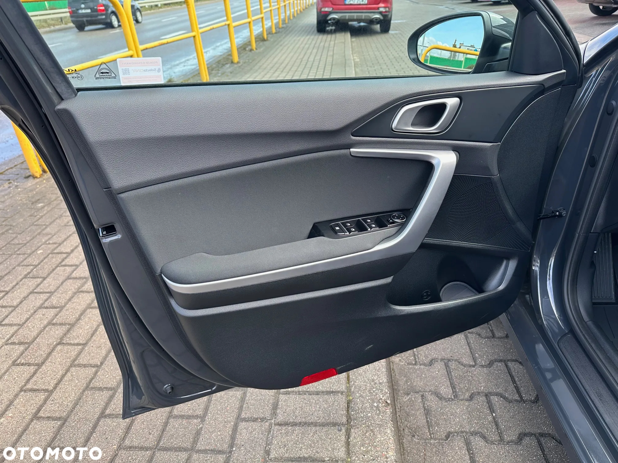 Kia Ceed 1.5 T-GDI M DCT - 11