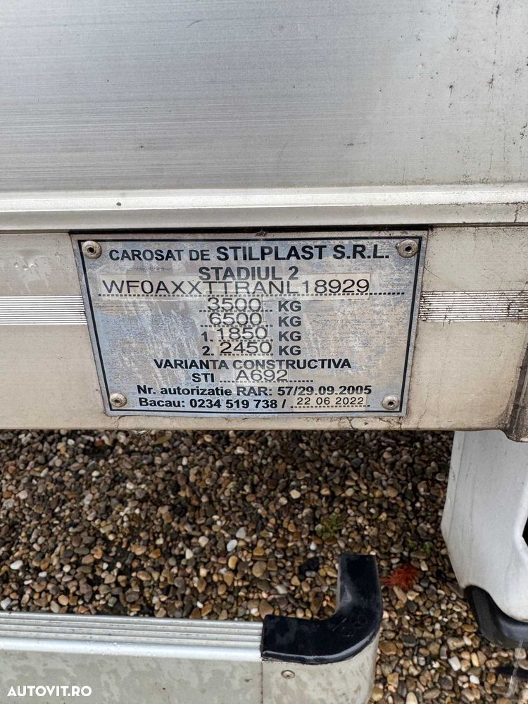 Cub Ford Transit dimensiuni box 5.1x2.2x206 - 6