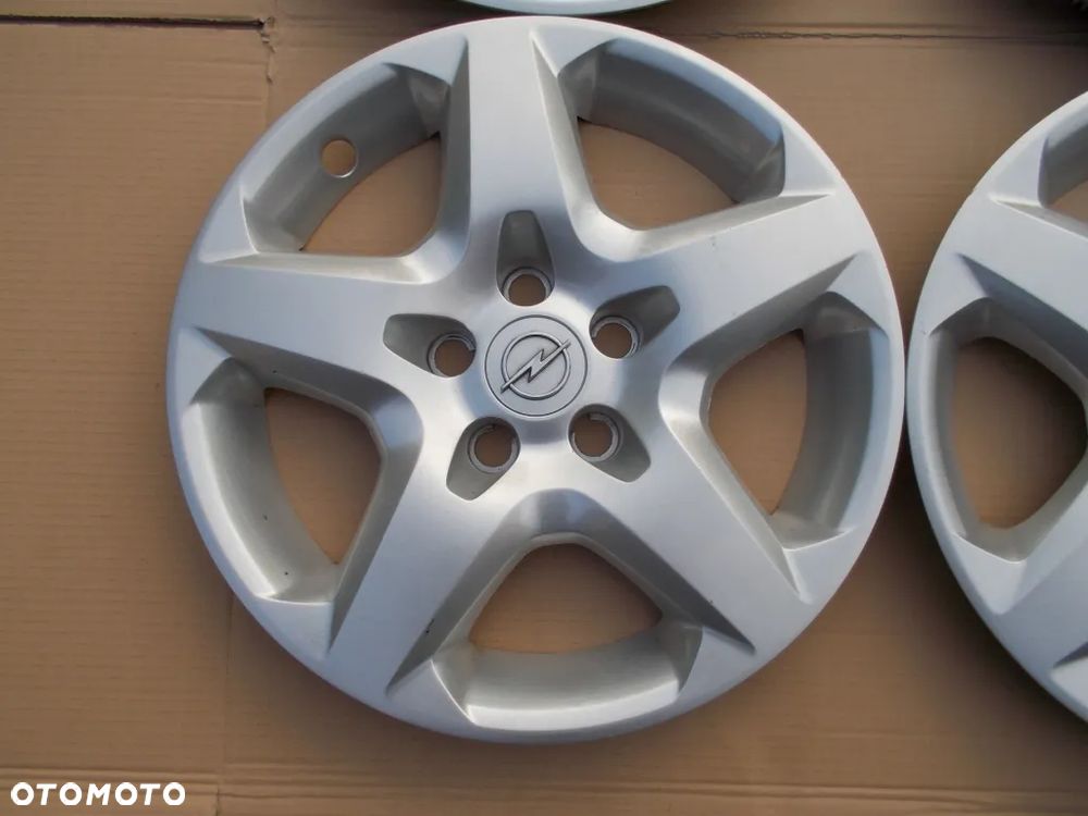 4x Kołpaki 16 Strukturalne Opel Astra H III Zafira B Vectra C Meriva A B 5x110 - 7