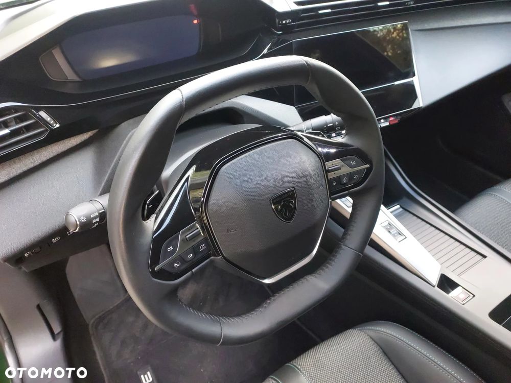 Peugeot 308 1.6 Hybrid PHEV Active Pack EAT8 - 23