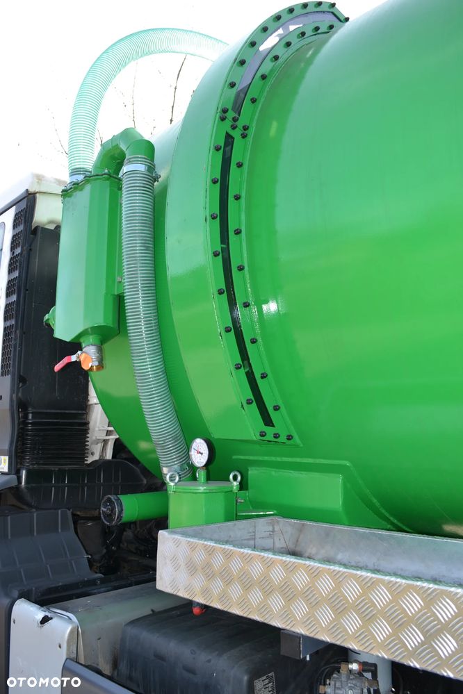 MAN TGS 26.320 2012 r ASENIZACYJNY SZAMBIARKA NOWA BECZKA 20 m³ TRZECIA OŚ SKRĘTNA KLIMATYZACJA - 8