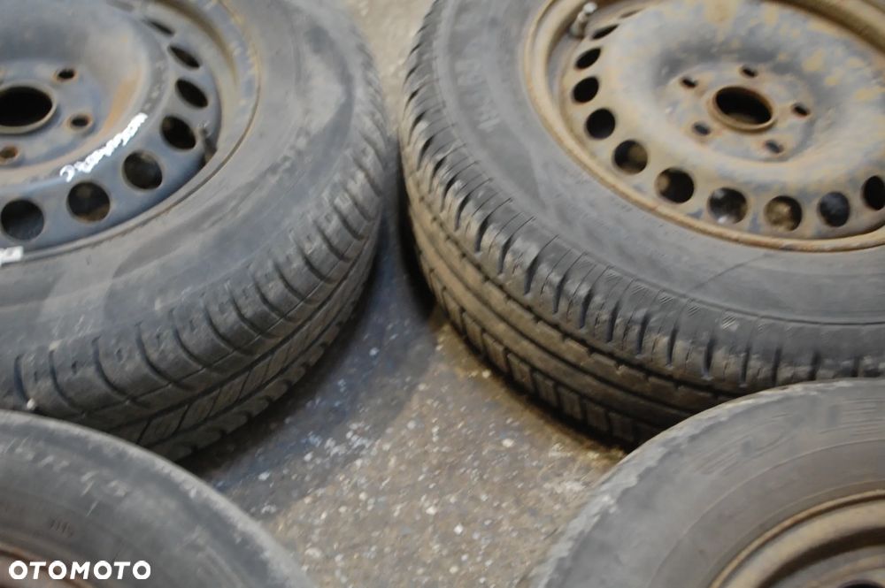 FELGI STALOWE + OPONY ZIMOWE 1K0601027C 5X112 ET47 6J VW GOLF V TOURAN 195/65R15 - 30