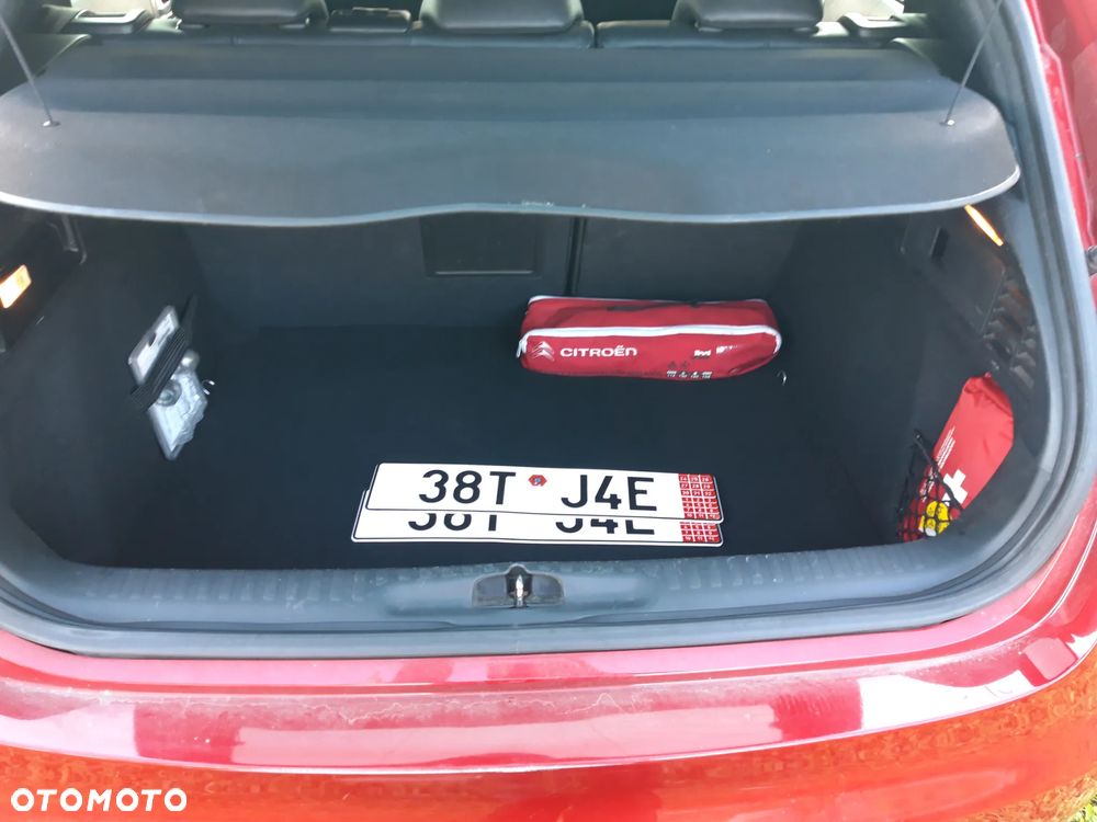 Citroën DS4 e-HDi 115 ETG6 Urban Show - 22