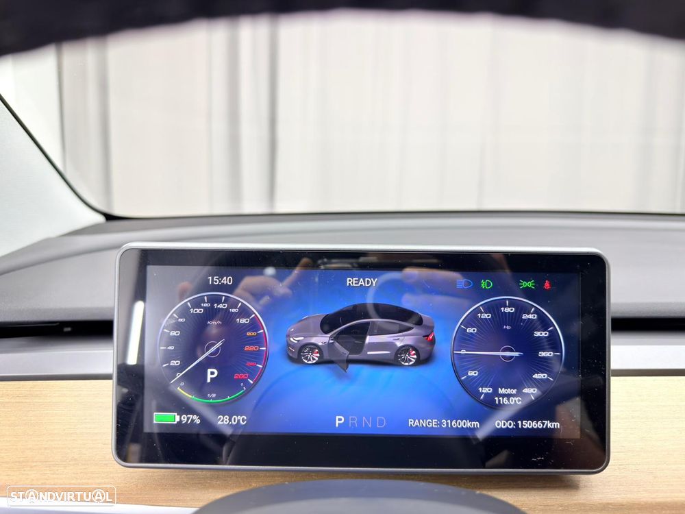 Tesla Model 3 Performance Dual Motor AWD - 26
