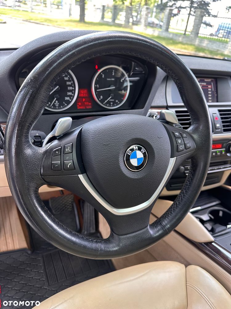BMW X6 - 12