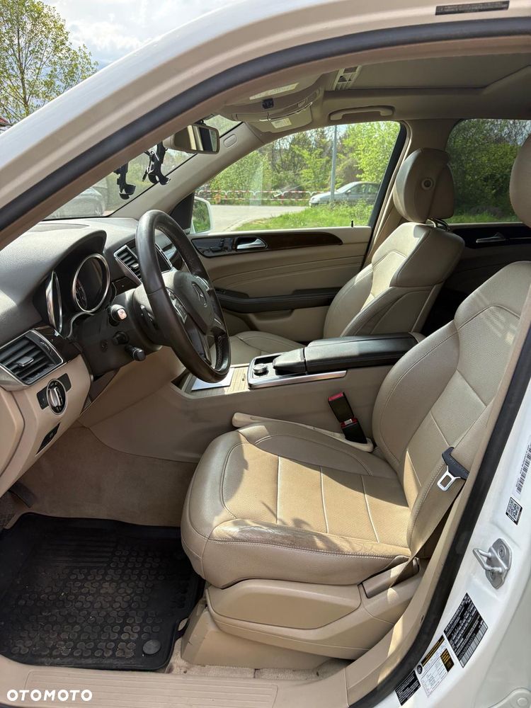 Mercedes-Benz ML - 16