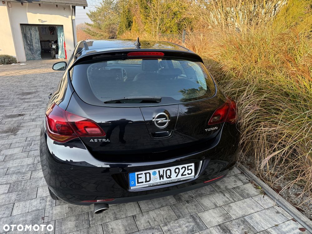 Opel Astra 1.4 T Cosmo - 12