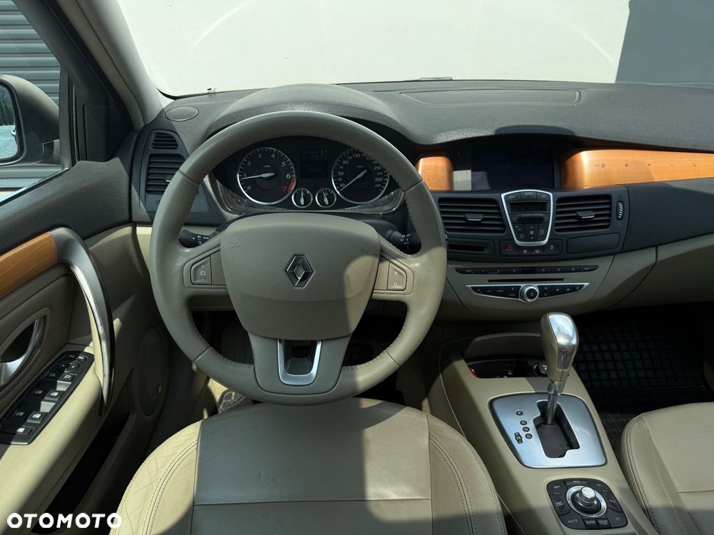 Renault Laguna 2.0 TCe 170 Initiale - 9
