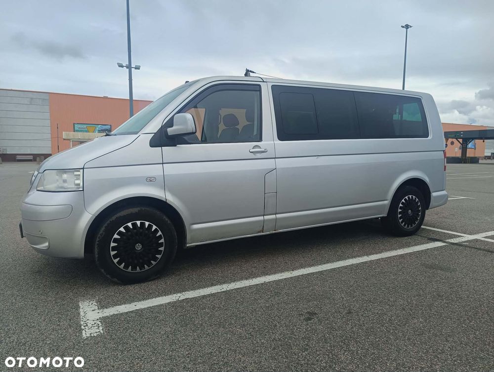 Volkswagen Caravelle - 6