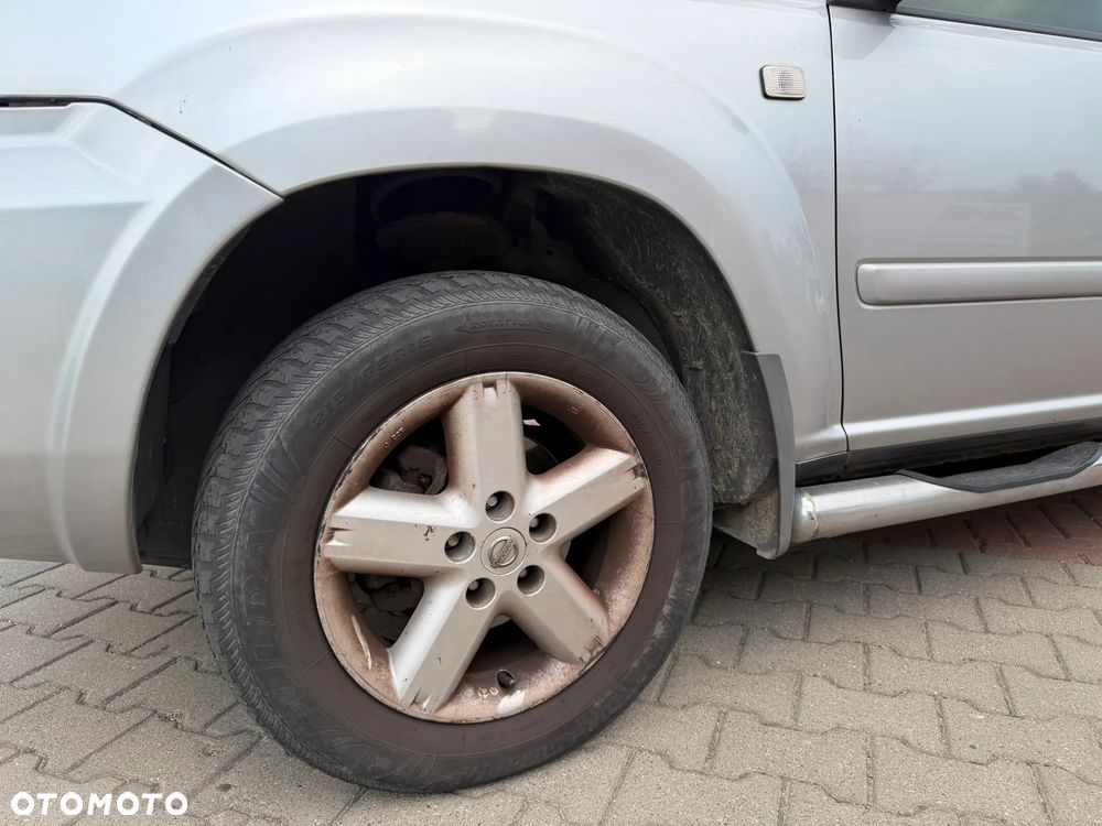 Nissan X-Trail 2.0 Sport + - 27