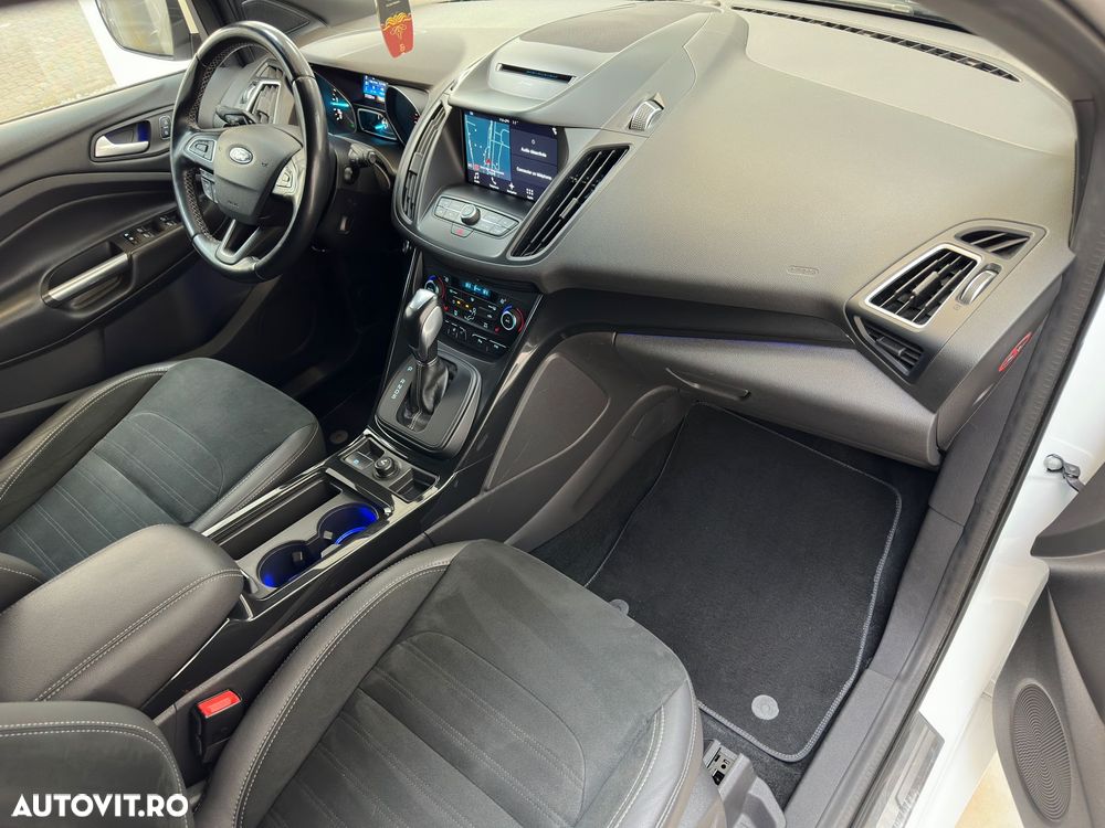 Ford Kuga 2.0 TDCi 4x4 Aut. ST-Line - 7