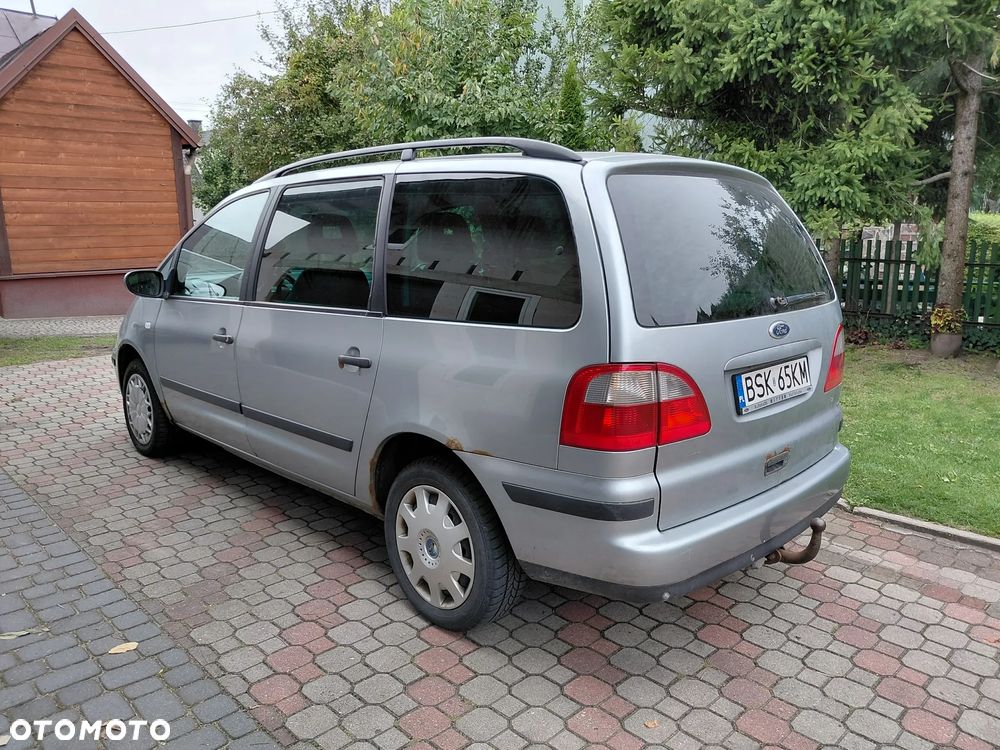 Ford Galaxy 2003 photo 5