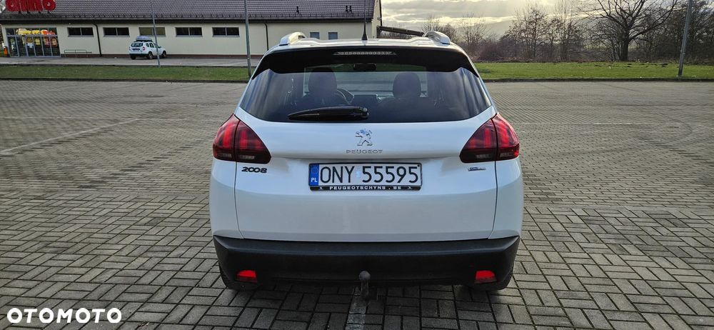 Peugeot 2008 PureTech 82 Allure - 18