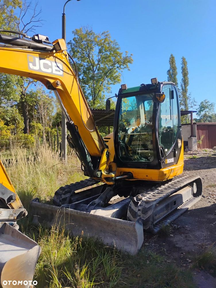 JCB 8085 - 3