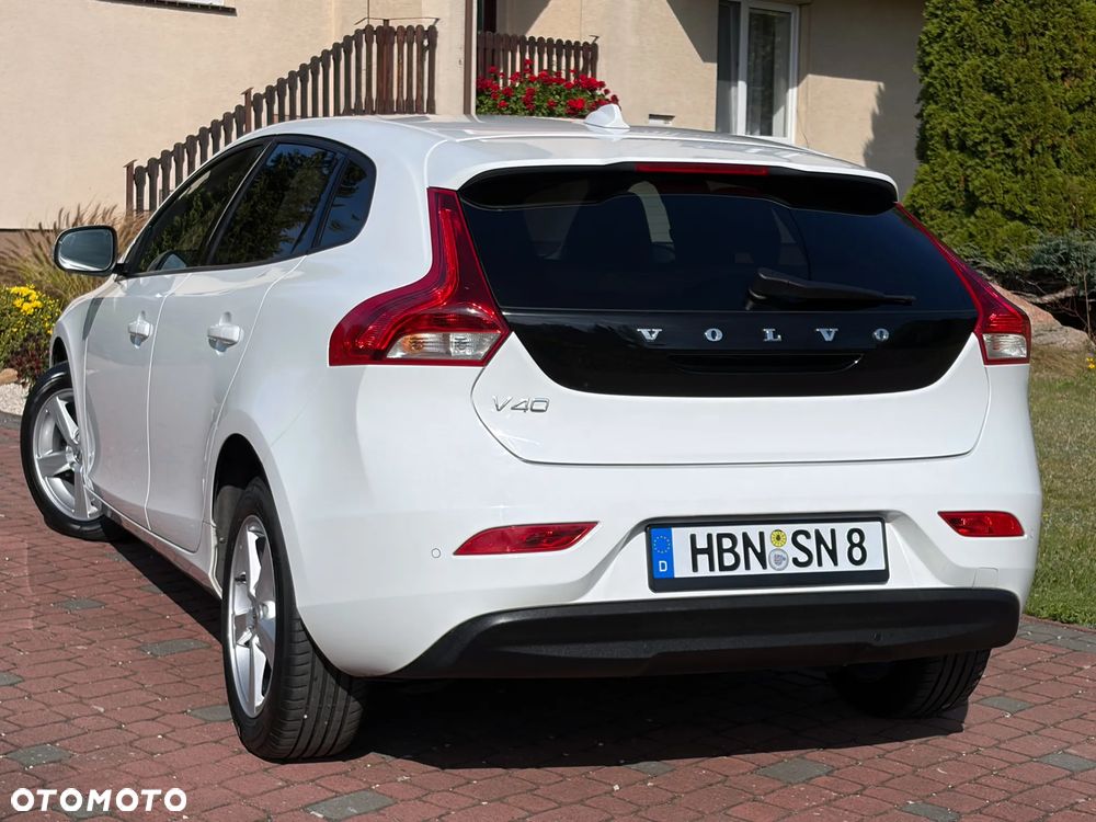Volvo V40 D2 Linje You - 13