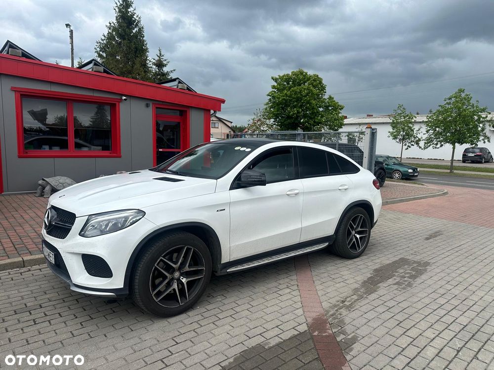 Mercedes-Benz GLE 450 AMG 4-Matic - 2