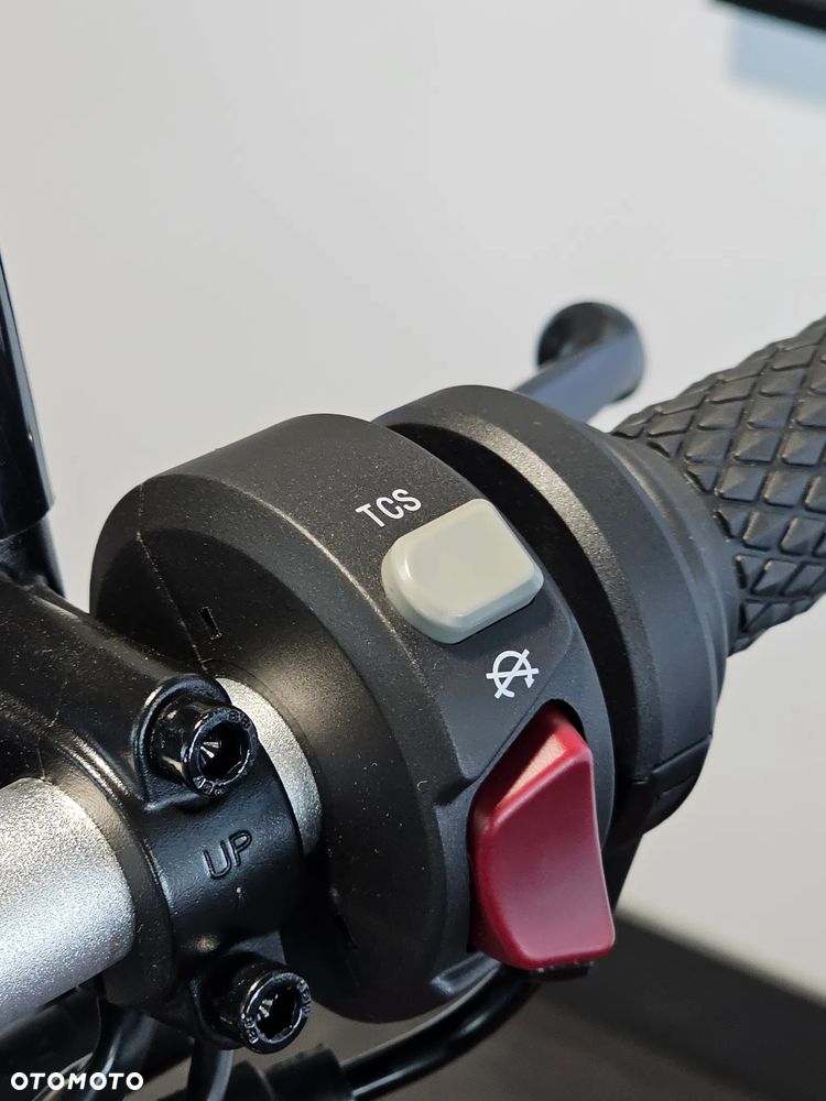 VOGE SR1 ADV - 18