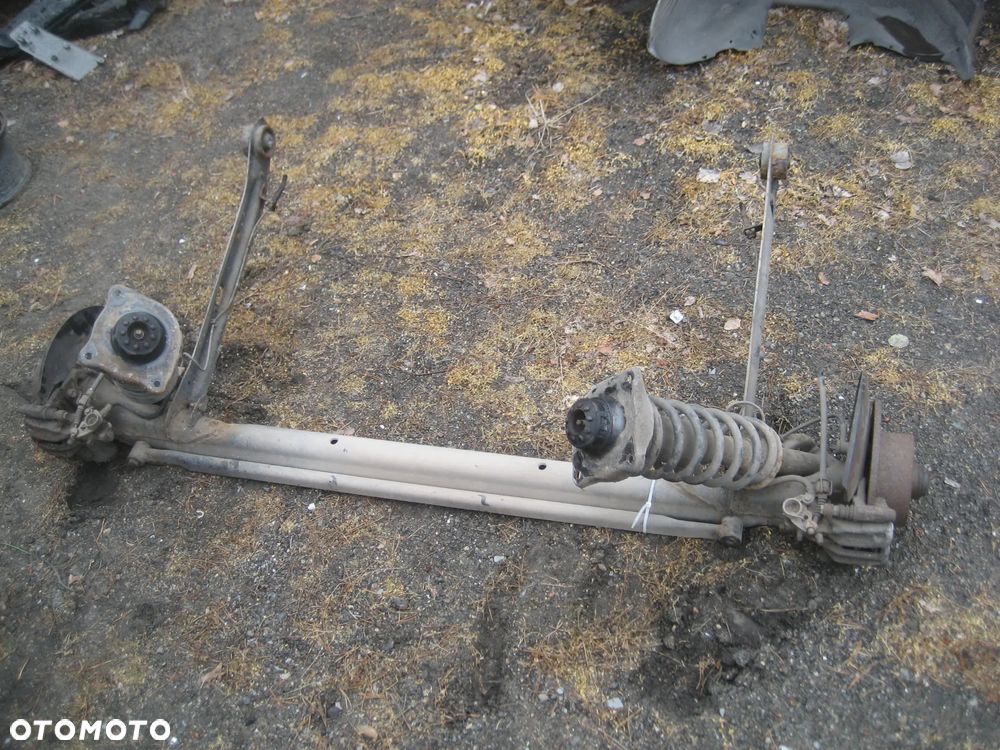 audi 100 c4 sedan 90-94r oś zawieszenie tył teleskopy