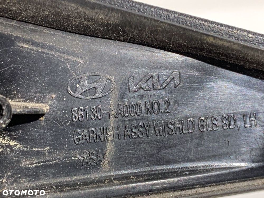 LISTWA SZYBY CZOŁOWEJ LEWA  HYUNDAI ELANTRA VII sedan (CN7) 2020 - 2022 1.6 90 kW [123 KM] benzyna - 4