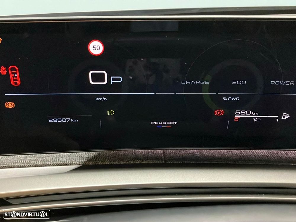 Peugeot 3008 1.2 Hybrid Allure e-DCS6 - 11