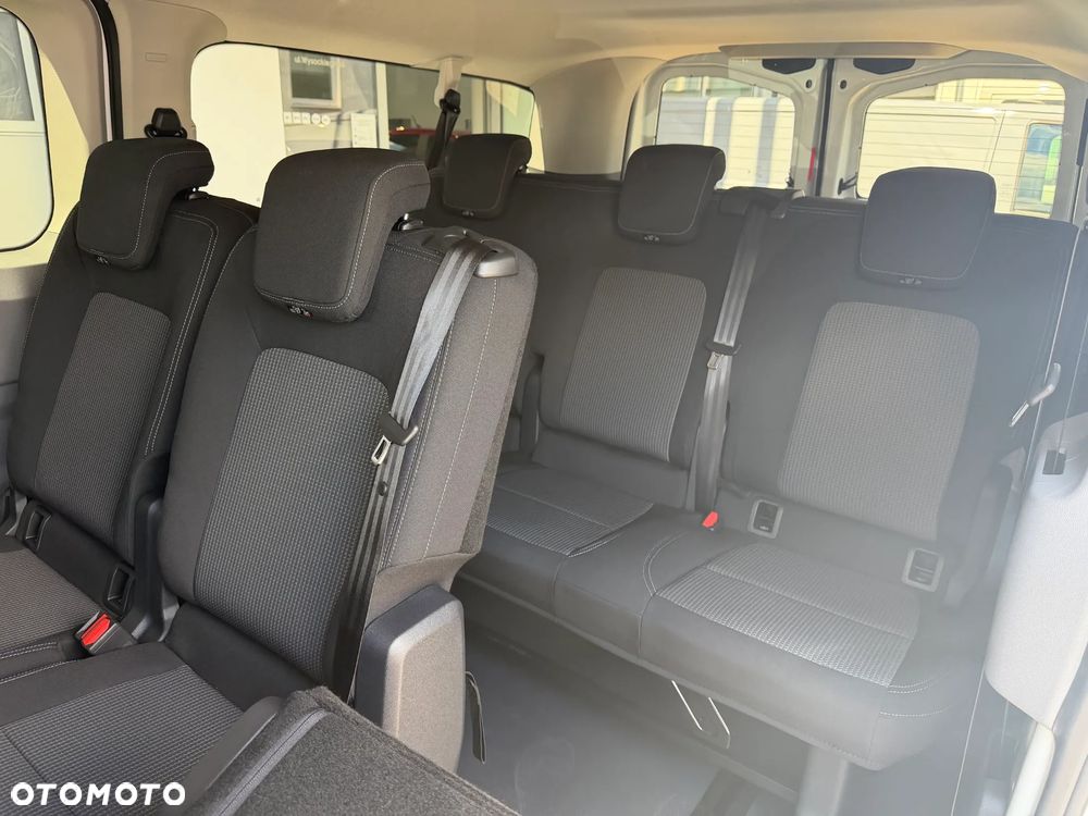 Volkswagen Transporter - 12