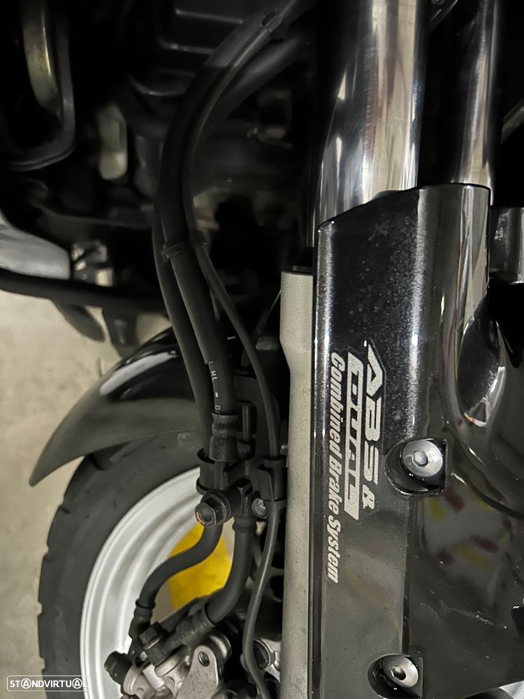 Honda Varadero ABS - 14