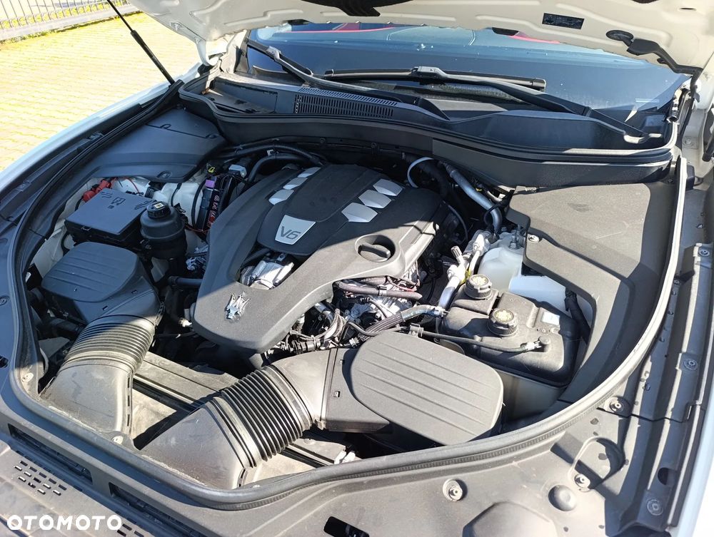 Maserati Levante Essence - 29