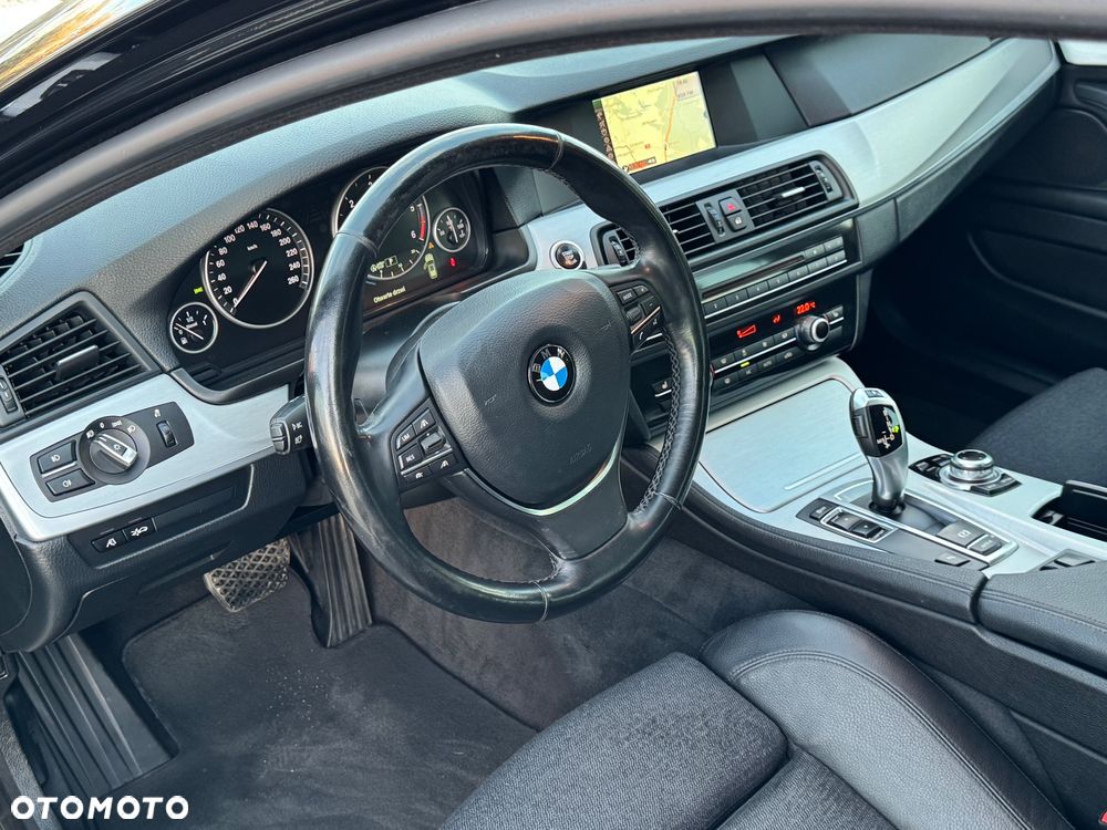BMW Seria 5 520d BluePerformance - 35