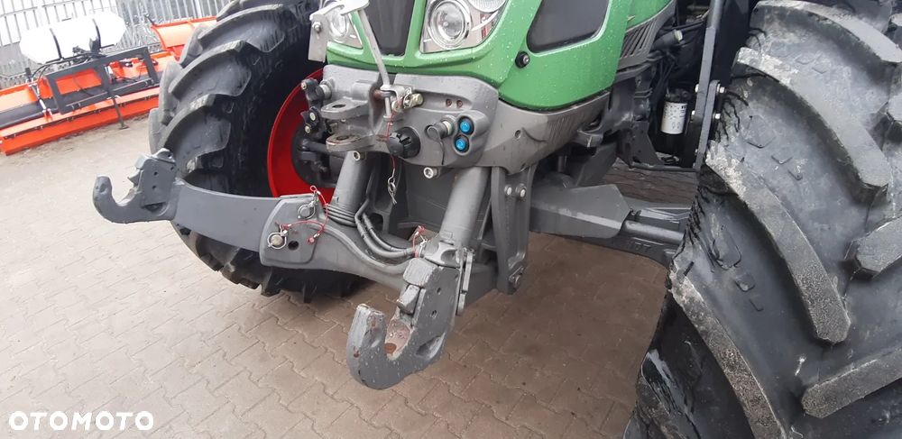 Fendt 718 Vario - 12