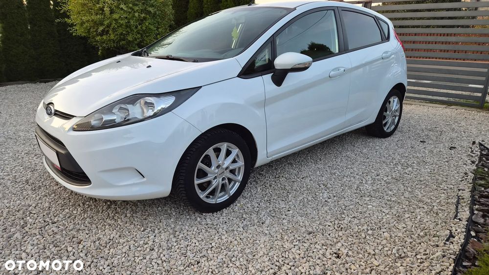 Ford Fiesta 1.25 Celebration - 7