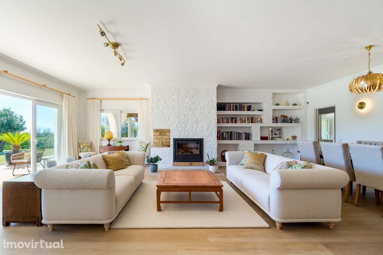 Moradia de luxo com piscina, anexo, campo de ténis  e jardim - Grande imagem: 4/50