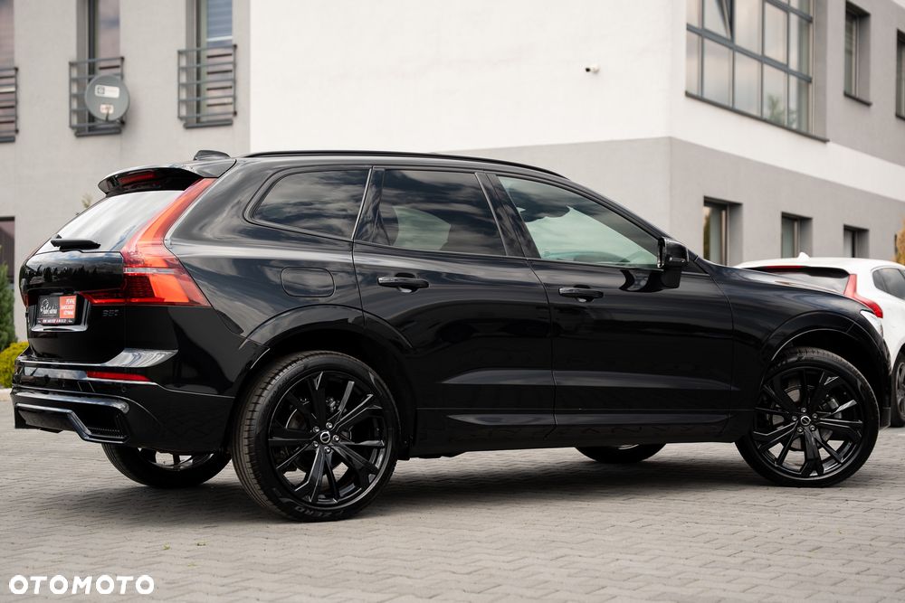 Volvo XC 60 B5 B AWD Ultimate Dark - 13