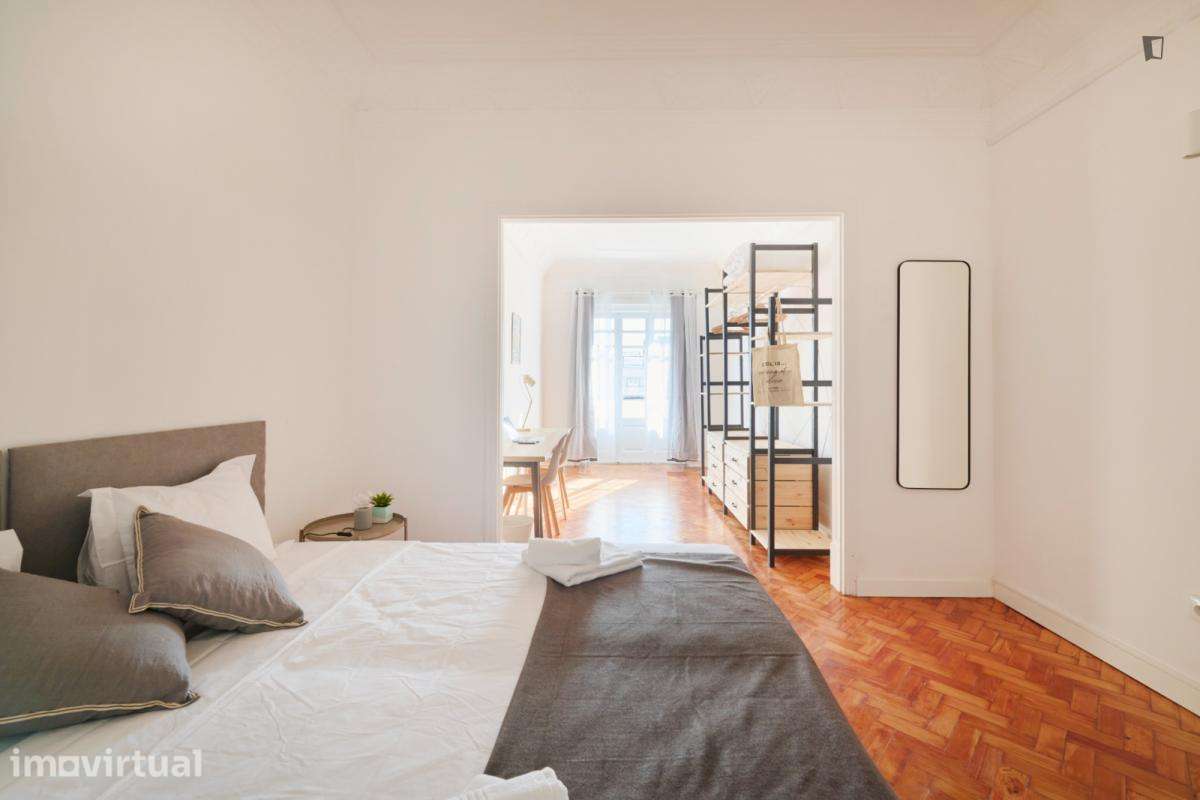 Quarto - localizado em Rato Lisbon - Grande imagem: 4/44