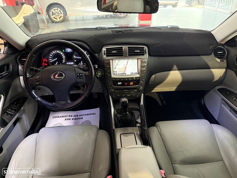Lexus IS 220 d Luxury Line - 7