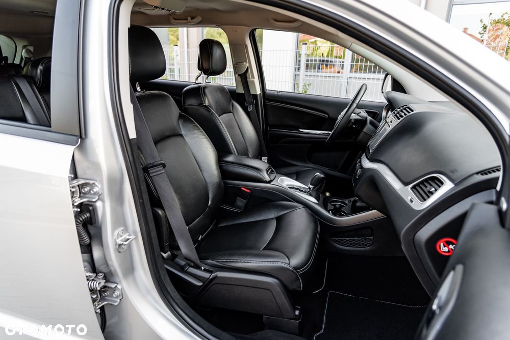Fiat Freemont 3.6 V6 Lounge - 25