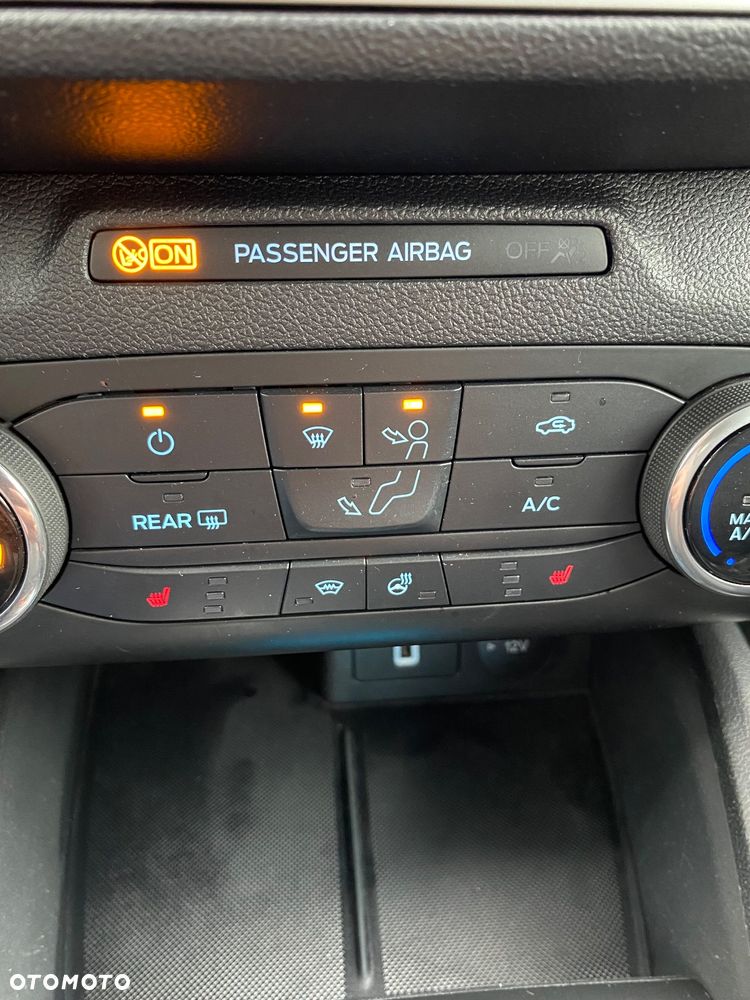 Ford Focus 1.5 EcoBlue Active Business - 16