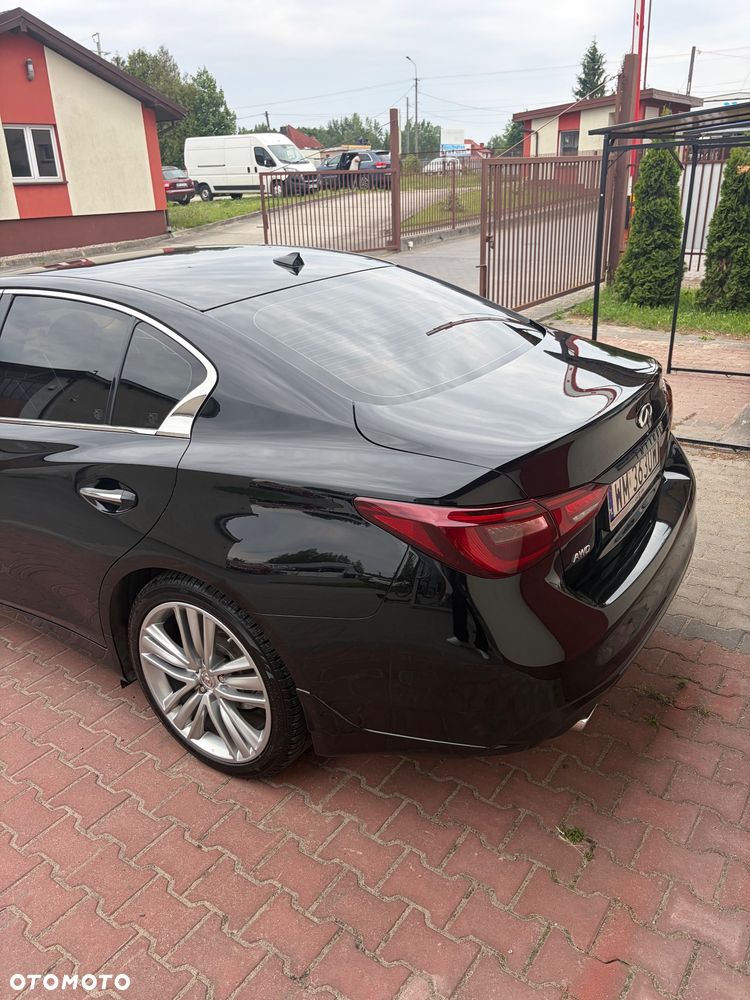 Infiniti Q50 - 2