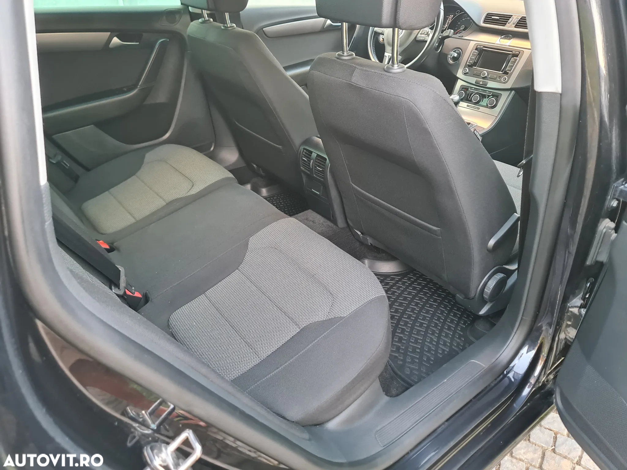 Volkswagen Passat 2.0 Blue TDI SCR Comfortline - 5