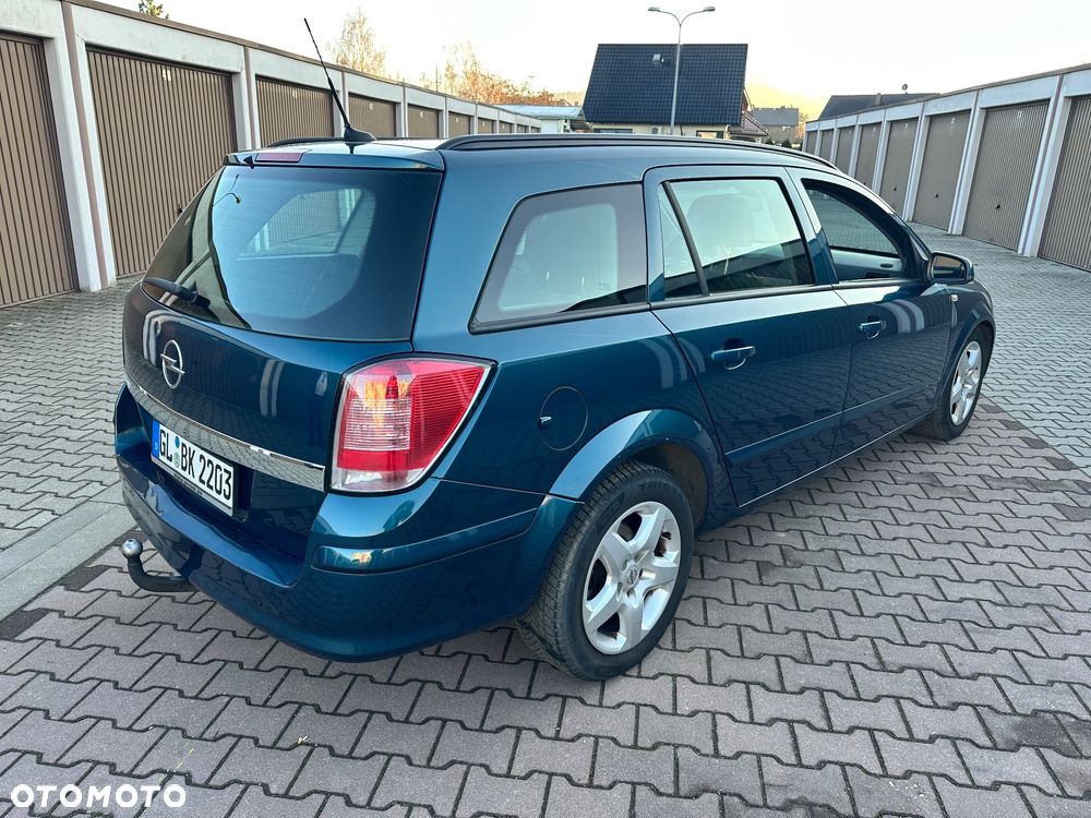 Opel Astra - 4